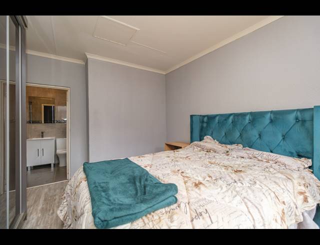 3 BEDROOM TOWNHOUSE FOR SALE IN DOUGLASDALE